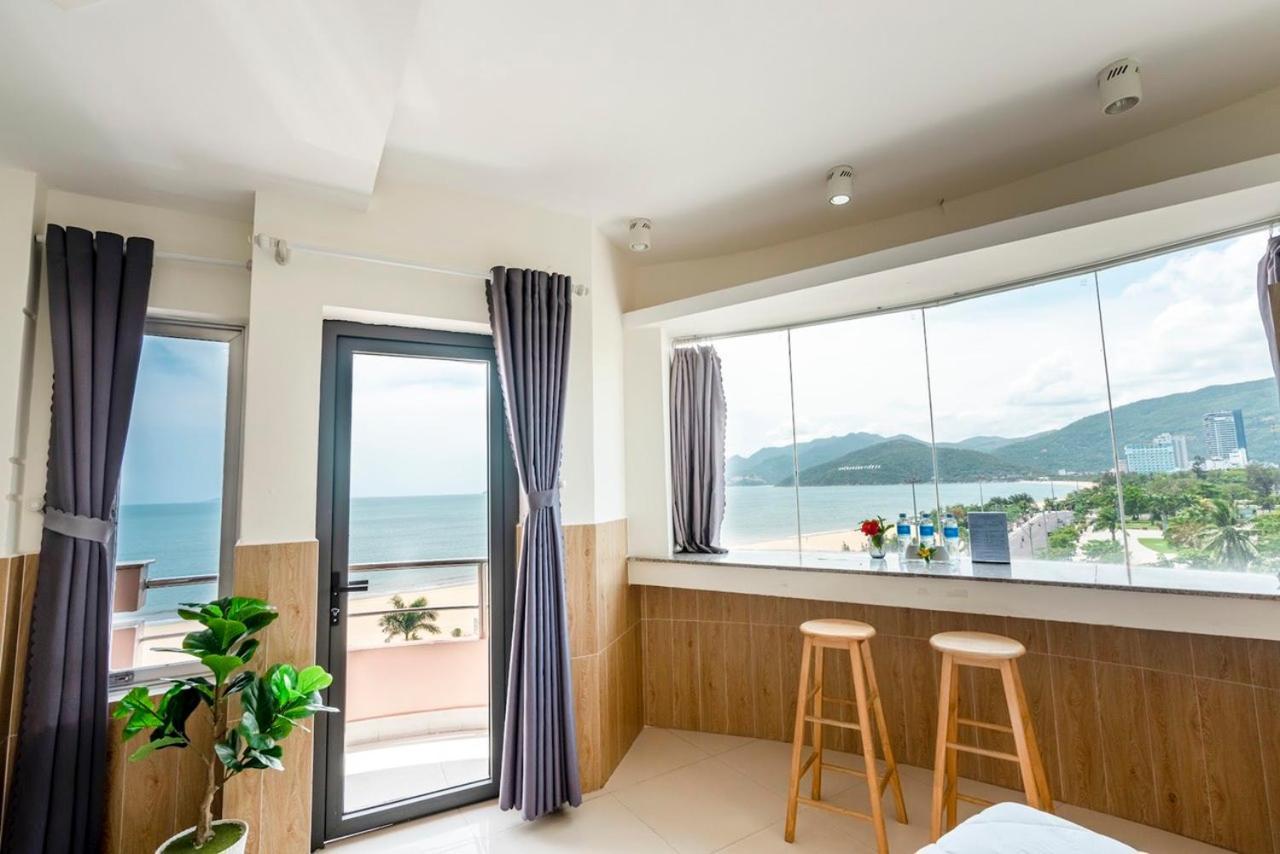 Hotel Thien Hai Куи Нхон Екстериор снимка