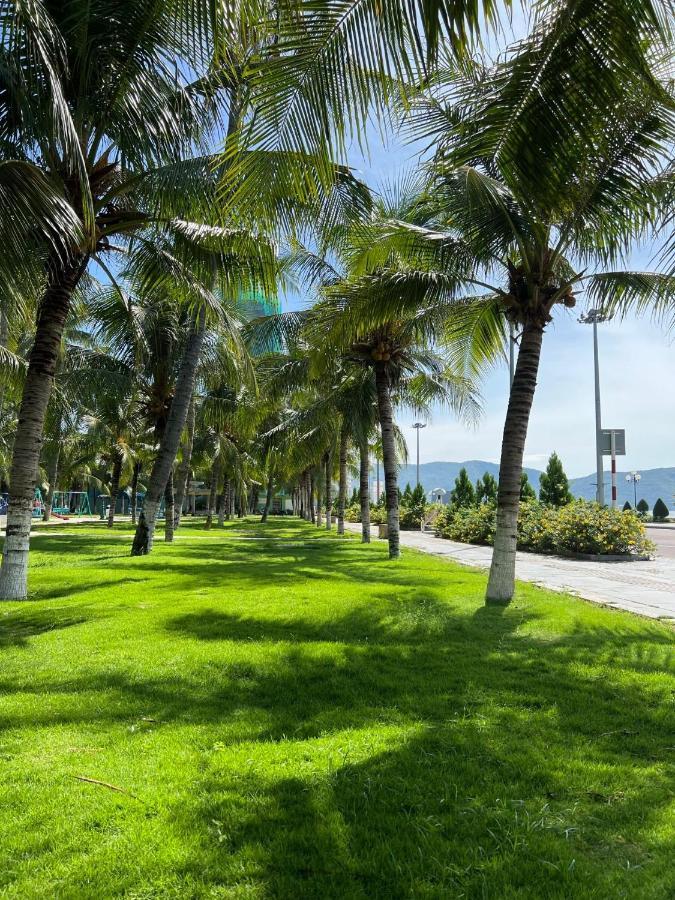 Hotel Thien Hai Куи Нхон Екстериор снимка